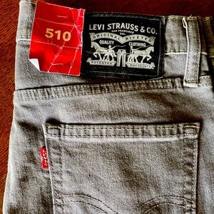 Gray 28X32 Levi Strauss Jeans - 2 way stretch